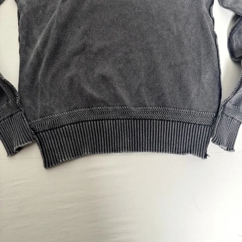 KE Distressed Knit Sweater Mens Medium Gray Mock Neck Button Pullover‎ Buckle